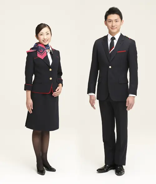 日本航空、グループ統一の新デザイン制服を2013年上期から導入