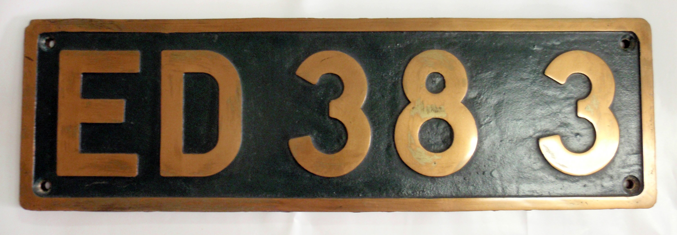 「ED383」ナンバープレート