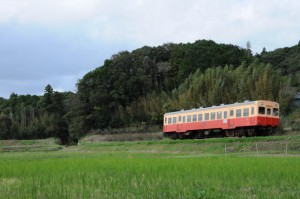 里山を行く列車３