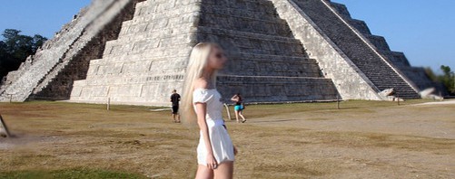 信じるか信じないかはあなた次第―マヤ遺跡で謎の女性撮影される？
