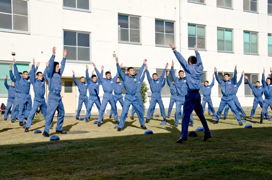 ネットで噂の史上最強エクササイズ『海上自衛隊体操』取材してきた