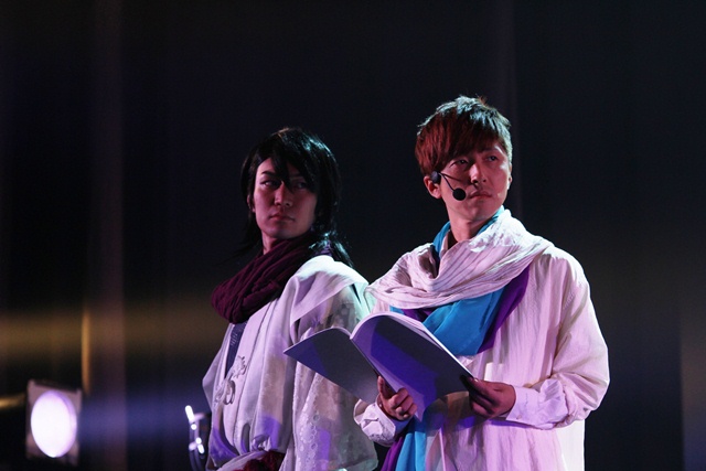 （左から）LiveAct：志村朋春／LiveVoice：櫻井孝宏