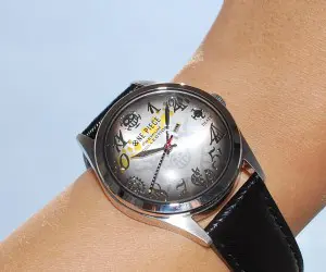 ワンピース」トラファルガー・ローをモデルにした 機械式腕時計