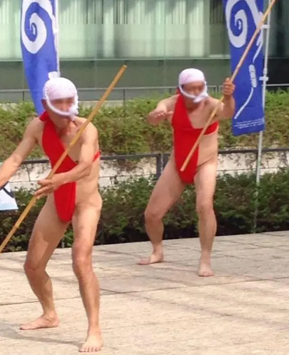 鳥刺し踊り