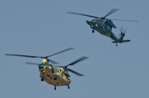 CH-47JとUH-60J