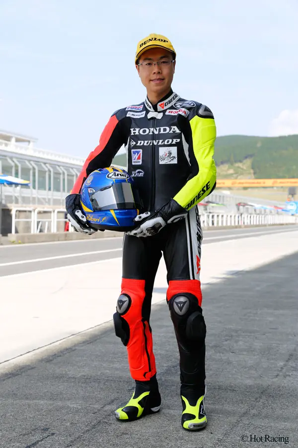 Hot Racingチームの大久保光