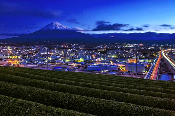 息を飲むほど美しい、地元の方が撮影した四季折々の富士山がすごい