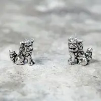 狛犬ピアス