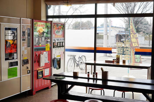 昔懐かしオートレストランに新規店？群馬・伊勢崎にオープンした『自販機食堂』