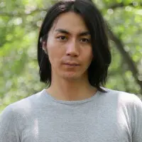 郷本直也