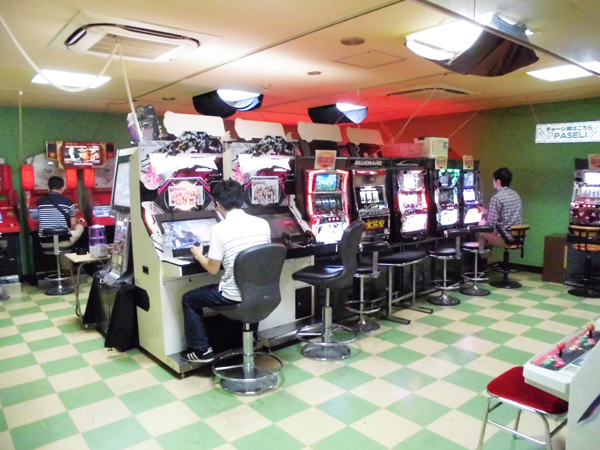 シューティング・パズル・アクションまで、アーケード筐体の配信を始めたゲームセンター『マットマウス鹿島田・新川崎店』に行ってみた