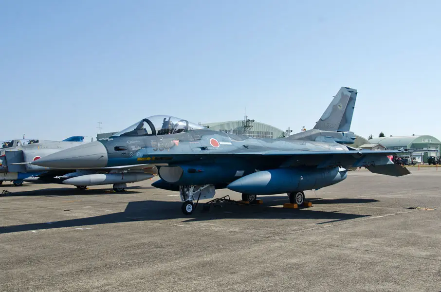 第8飛行隊のF-2A