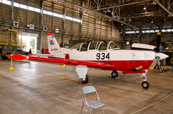 第11飛行教育団のT-7
