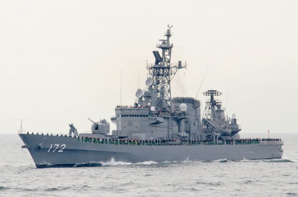 受閲第1群・護衛艦しまかぜ（DDG-172）
