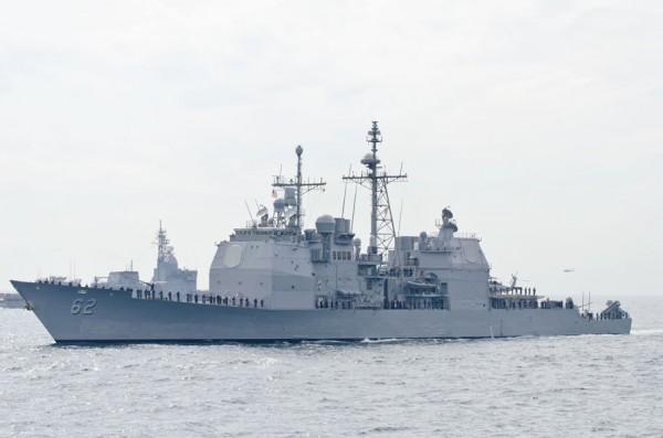 アメリカ海軍巡洋艦チャンセラーズビル（CG62）
