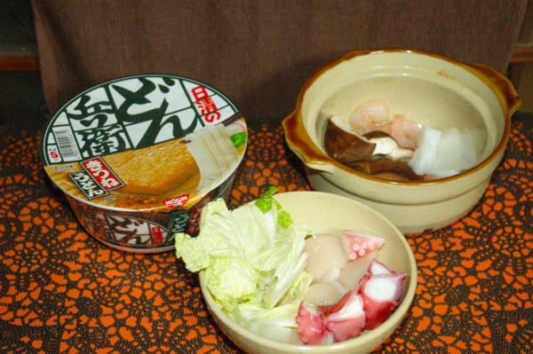 加山さんレシピのどん兵衛鍋材料