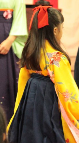 最近の小学校・保育園卒業ファッションに変化！袴女子が増加中