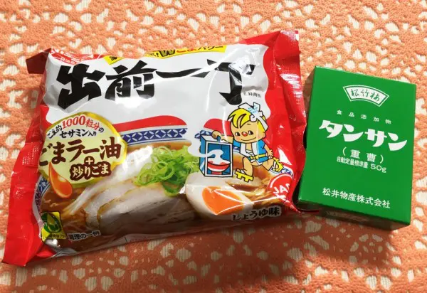 重曹煮込み麺の材料