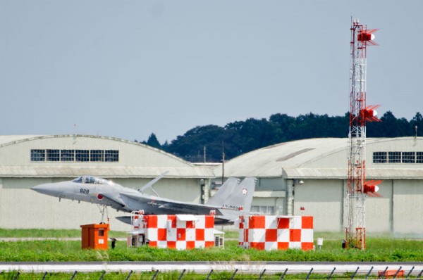 自衛隊の航空保安施設（グライドパス）