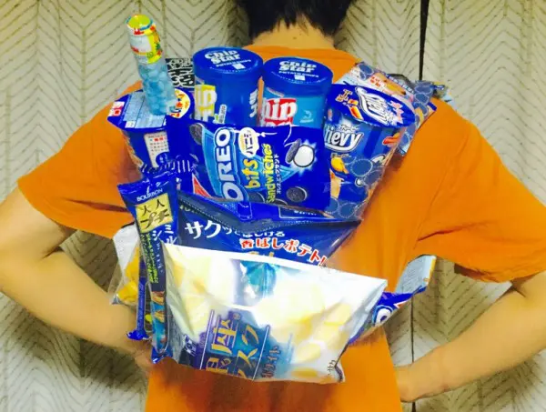 お菓子 服 販売済み 男子