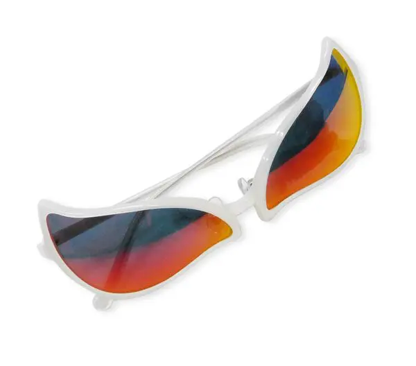 ONE PIECE』ドフラミンゴのサングラス登場 | おたくま経済新聞