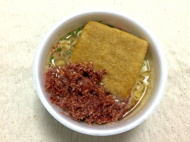 新たな「ちょい足し」を求めて……カップ麺＋ニューコンミート試してみた