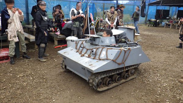 乗れる模型戦車