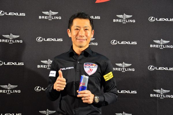 室屋義秀選手