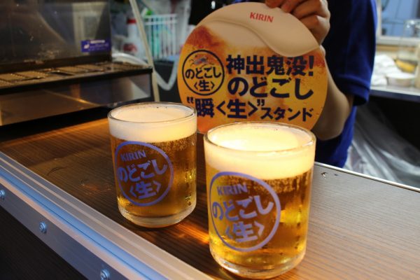 猛暑の銀座に助け舟！？キンキンに冷えた「のどごし＜生＞」を１００円で頂こう！