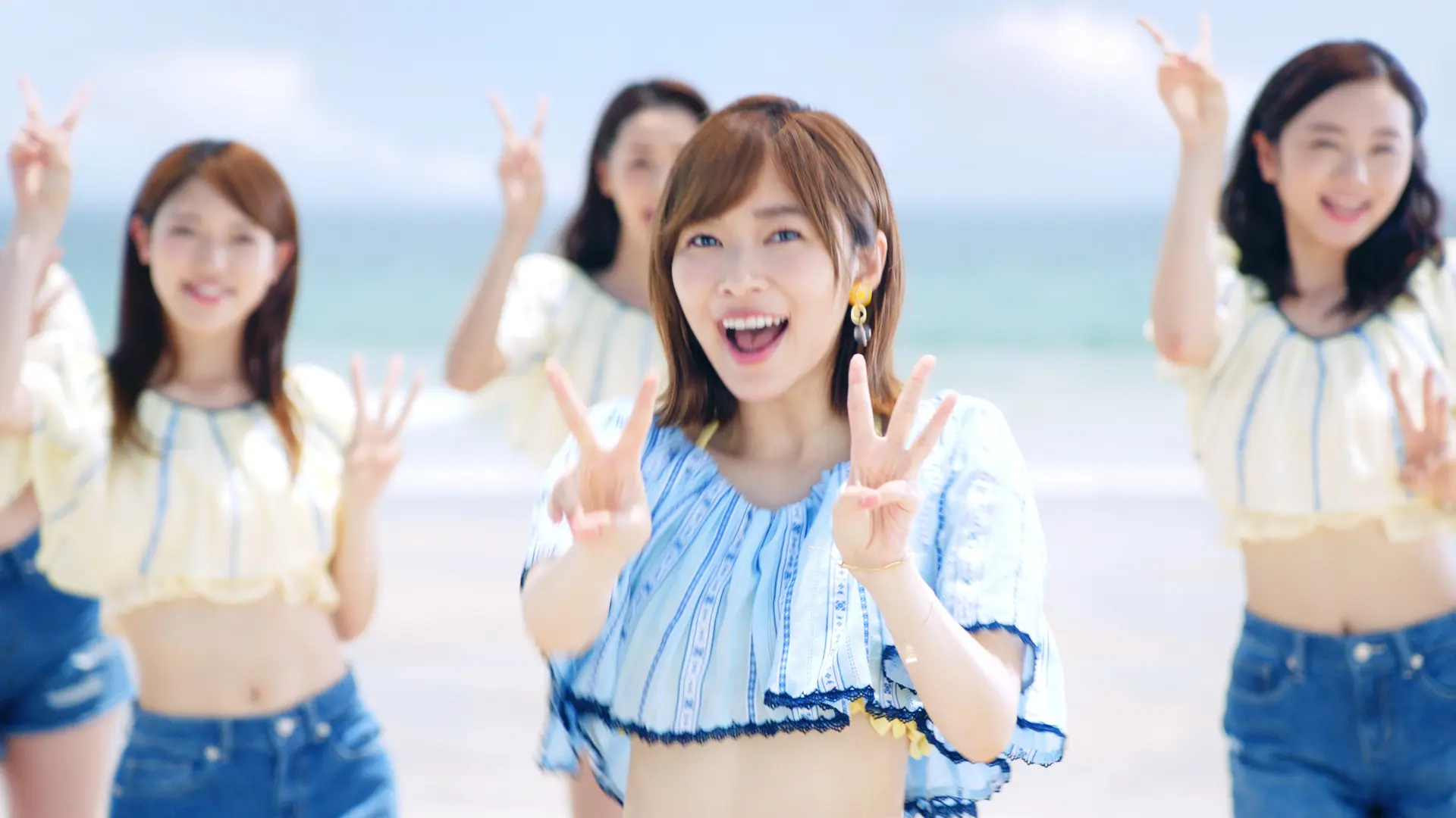 へそ　指原莉乃 