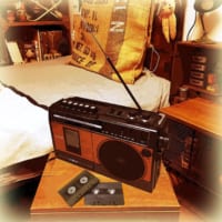 TY-1710 ラジオ/カセットプレイヤー