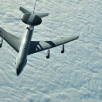 雲海を飛行するNATOのE-3A（Photo：NATO）