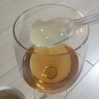 紅茶に入れてみた