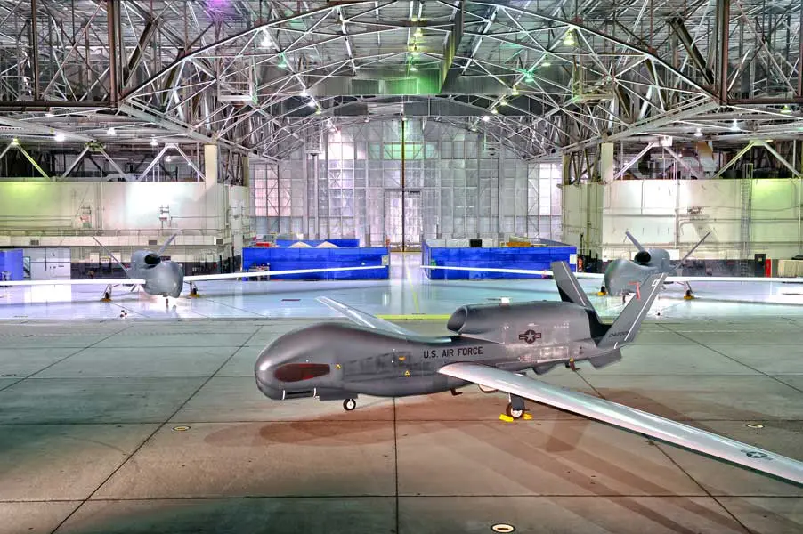 ついに発注！航空自衛隊用グローバルホークは3機で総額4億9000万