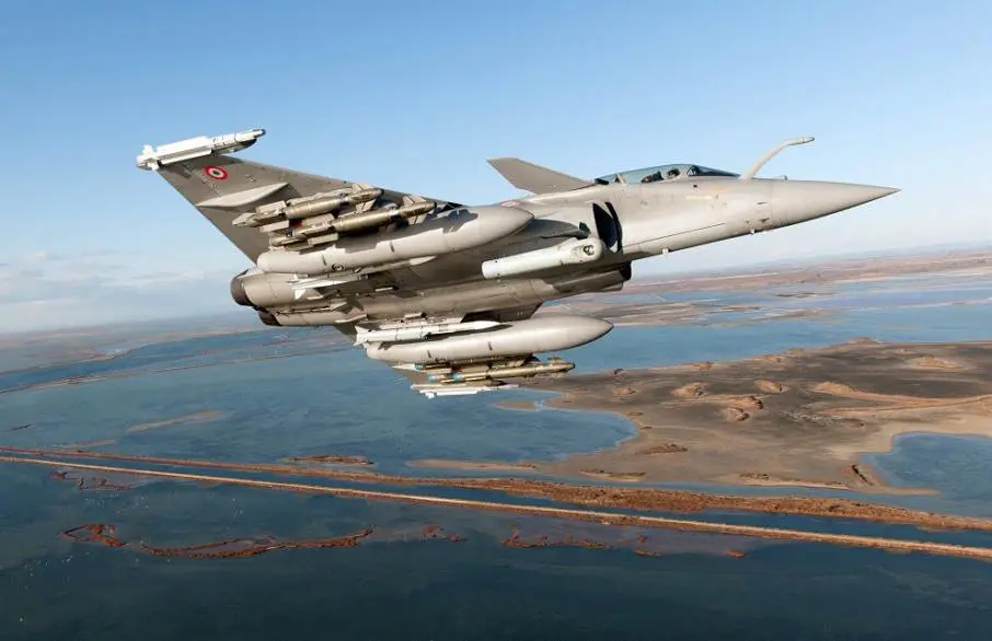 最新入荷 フランスがラファールのさらなる能力向上型「F4」開発計画 航空機・ヘリコプター
