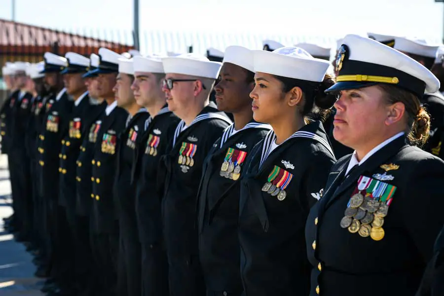 異形のステルス駆逐艦 ズムウォルト級2番艦「マイケル・モンスーア」が