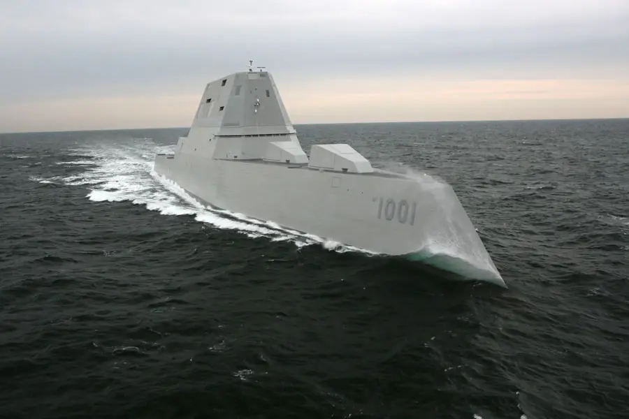異形のステルス駆逐艦 ズムウォルト級2番艦「マイケル
