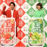 柳楽優弥さんと波瑠さん