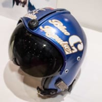 ブルーインパルス仕様のヘルメット