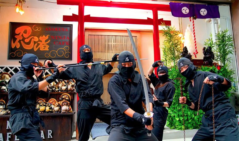 忍ぶ気ゼロの忍者屋敷「忍者カフェ＆バー」が東京・浅草にオープン