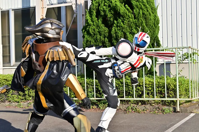 仮面ライダー劇場版最新作が「仮面ライダーマッハ」の新映像＆場面写真
