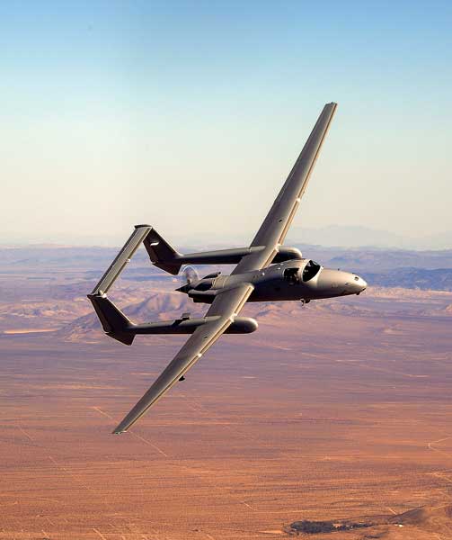 ノースロップ・グラマン　無人偵察機の有人オプション付き受注を発表