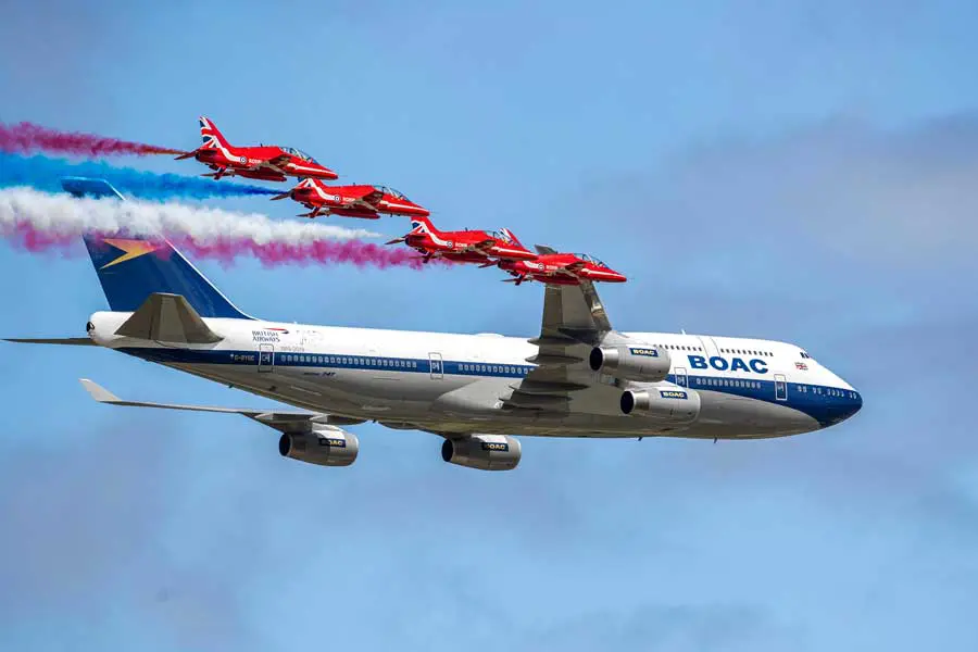 ブリティッシュ航空B747-400 100周年特別塗装機 （英空軍レッド