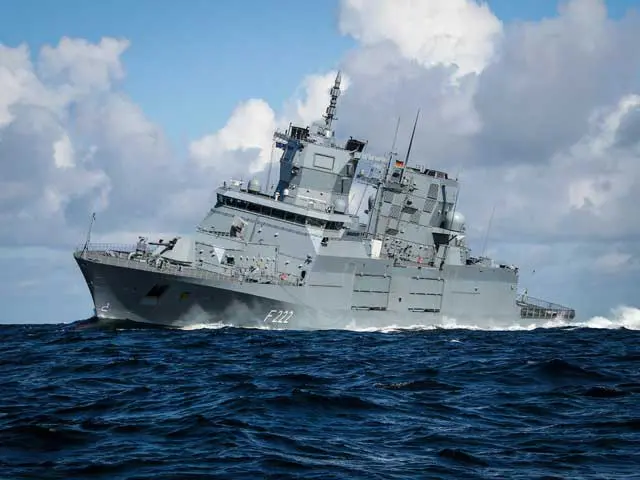 アメリカの沿海域戦闘艦インディアナポリス 新型のTRS-4D汎用