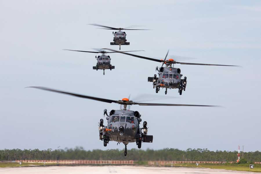 アメリカ空軍の新型救難ヘリコプターHH-60W低能率生産開始決定