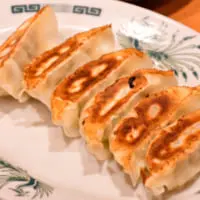 日高屋のリニューアルした餃子を10月31日まで155円で提供
