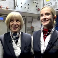 母娘でギャレーに（Image：British Airways）