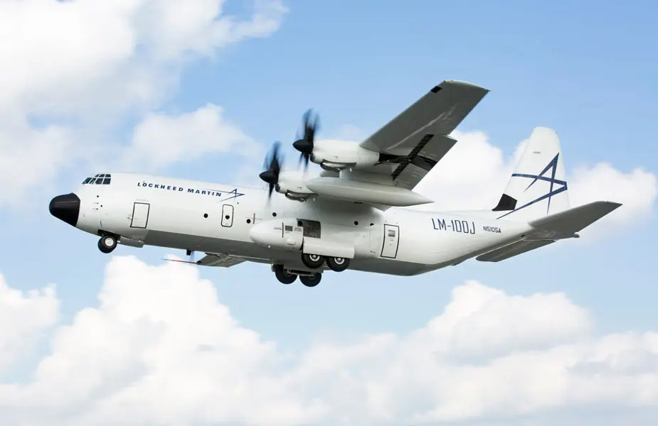 軍用輸送機C-130Jの民間型LM-100J アメリカの型式証明を取得