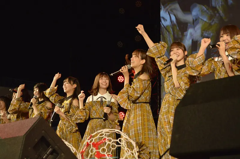 選手の目からは涙も…熱戦繰り広げた「DTRC2019」のドローンレース決勝　日向坂46はライブで応援