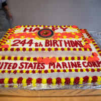 岩国海兵隊航空基地の創設記念日ケーキ（Image：USMC）